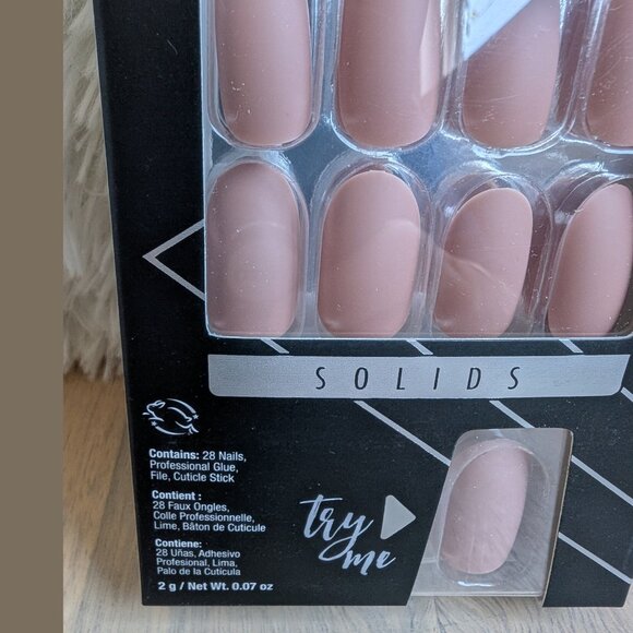 Ardell Nail Addict Solids Press-On Nails – Nude Matte (28 Nails) - Picture 2 of 4